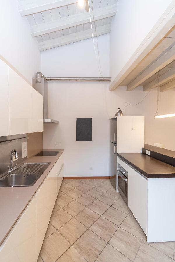 Trilocale Rua Sovera 85 - F&L Aparment Brescia Exterior foto