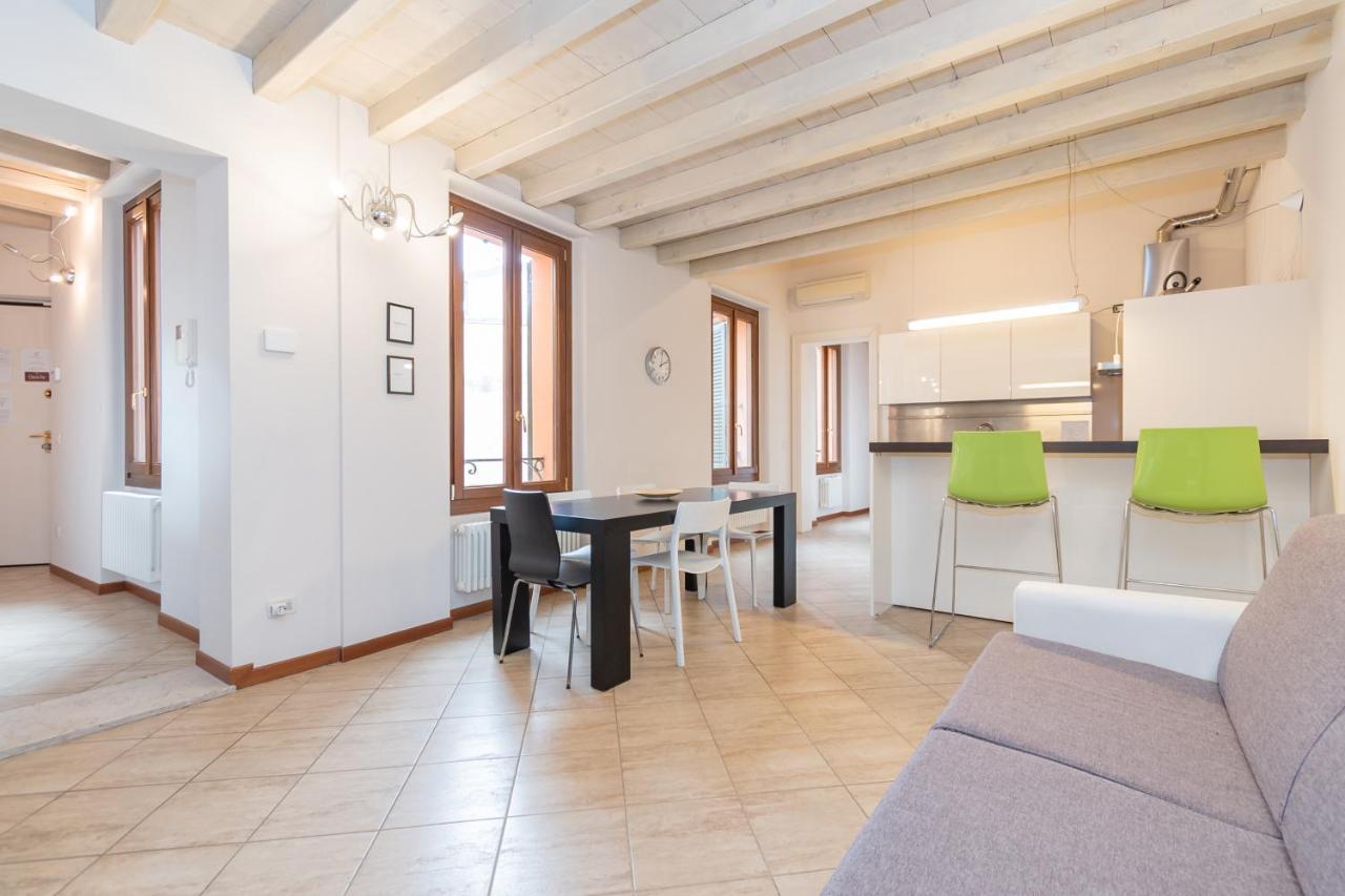 Trilocale Rua Sovera 85 - F&L Aparment Brescia Exterior foto